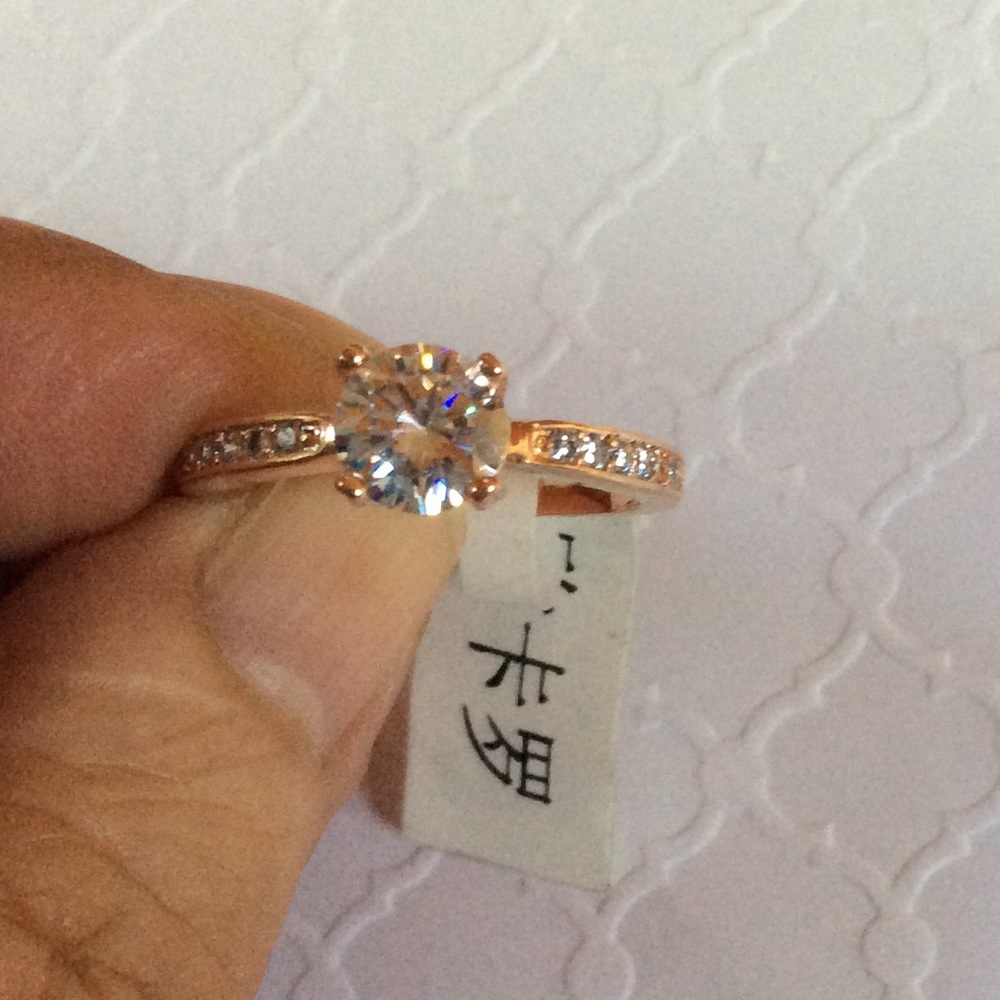 Rose Gold Sim. Diamond Solitaire Engagement Ring 7.5 - Picture 5 of 9